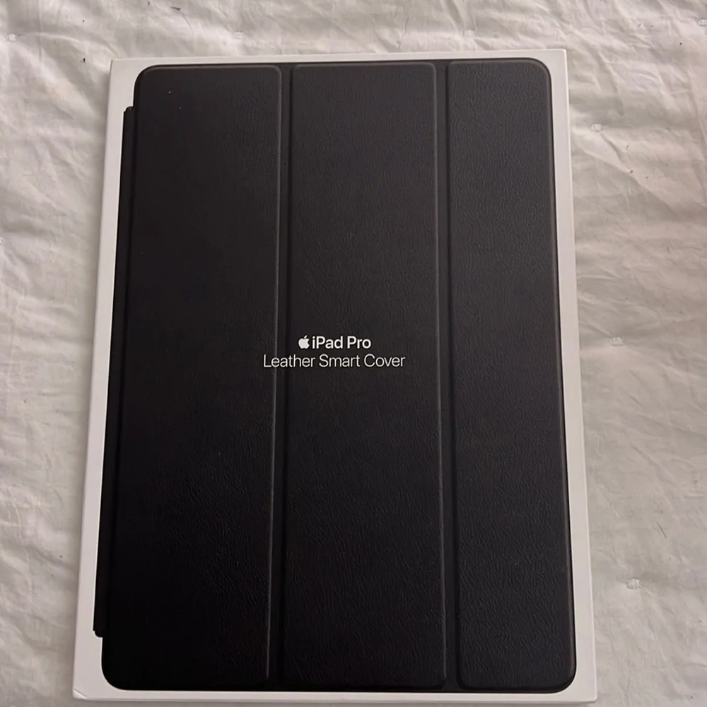 IPAD LEATHER SMART COVER